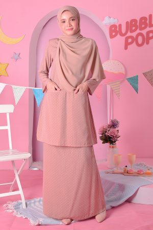 Baju Kurung Kedah Carina - Armani Brown