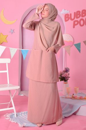 Baju Kurung Kedah Carina - Armani Brown