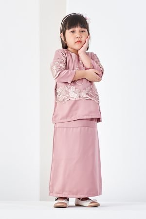 Baju Kurung Lace Azizah Kids - Quartz Pink