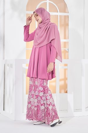 Baju Kurung Lace Barbie Adora - Carnation Pink