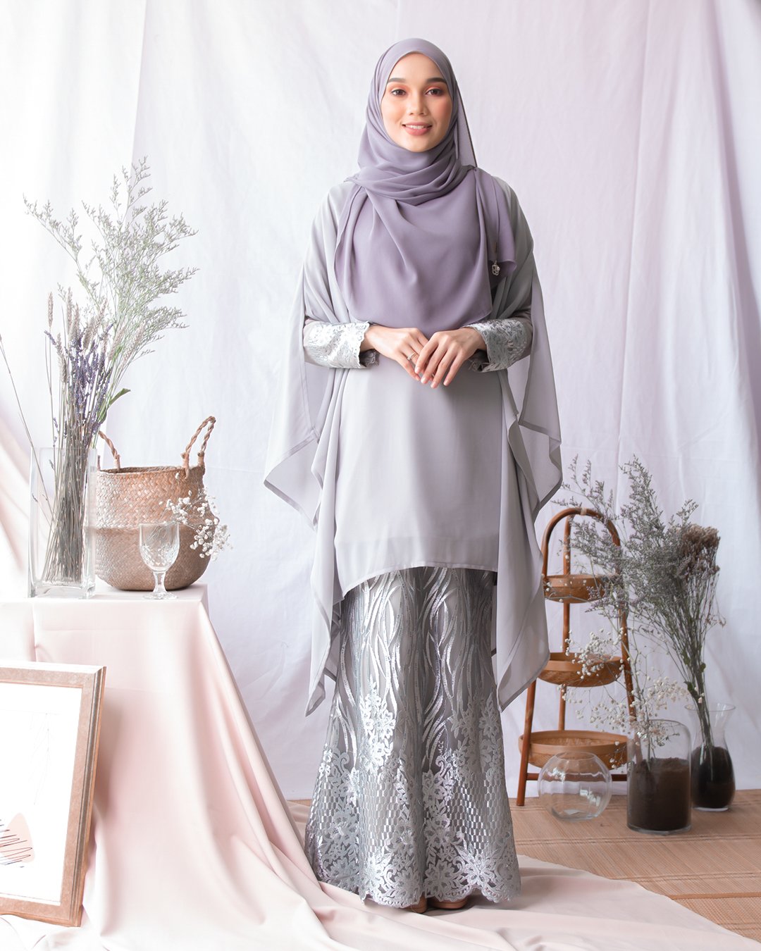 Baju Kurung Kaftan Lace Adriani – Dusty Lightgrey – MuslimahClothing.Com