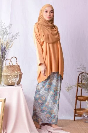 Baju Kurung Kaftan Batik Adiratna - Marigold