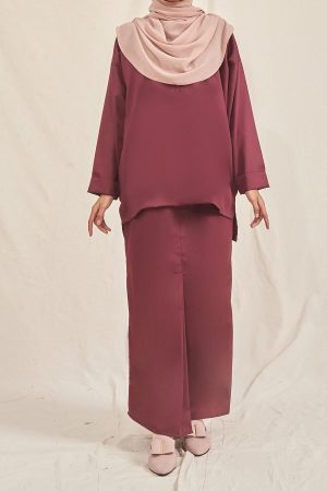 Suit Laliera Laluna X MCC - Maroon Red