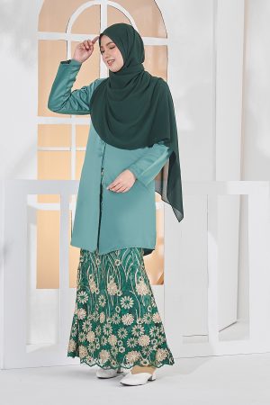 Baju Kebarung Lace Adiosa - Sage Green