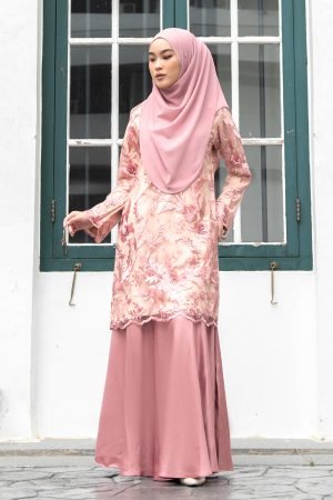 Baju Kurung Lace Afrina - Creamy Pink