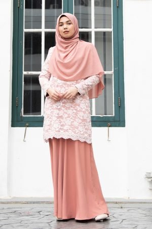 Baju Kurung Lace Aleeya - Dark Salmon