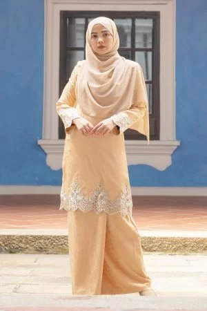 Baju Kurung Royal Jacquard Lace Andara - Light Apricot