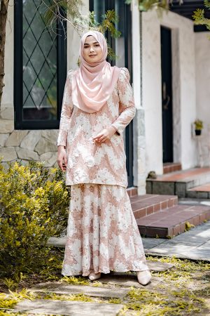 Baju Kurung Puffy Avelyn - Puff Salmon