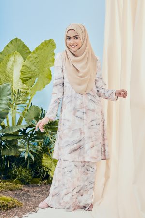 Baju Kurung Pahang Kozi Kiava - Sand Brown