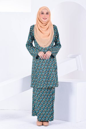 Baju Kurung Pahang Dafne Laluna X MCC - Emerald Green