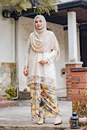 Baju Kurung Batik Lace Abreona - Ivory Cream