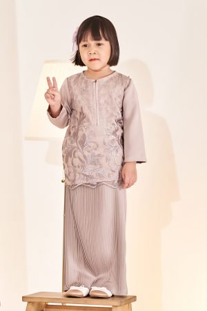 Baju Kurung Lace Pleated Erin Kids - Khaki Brown