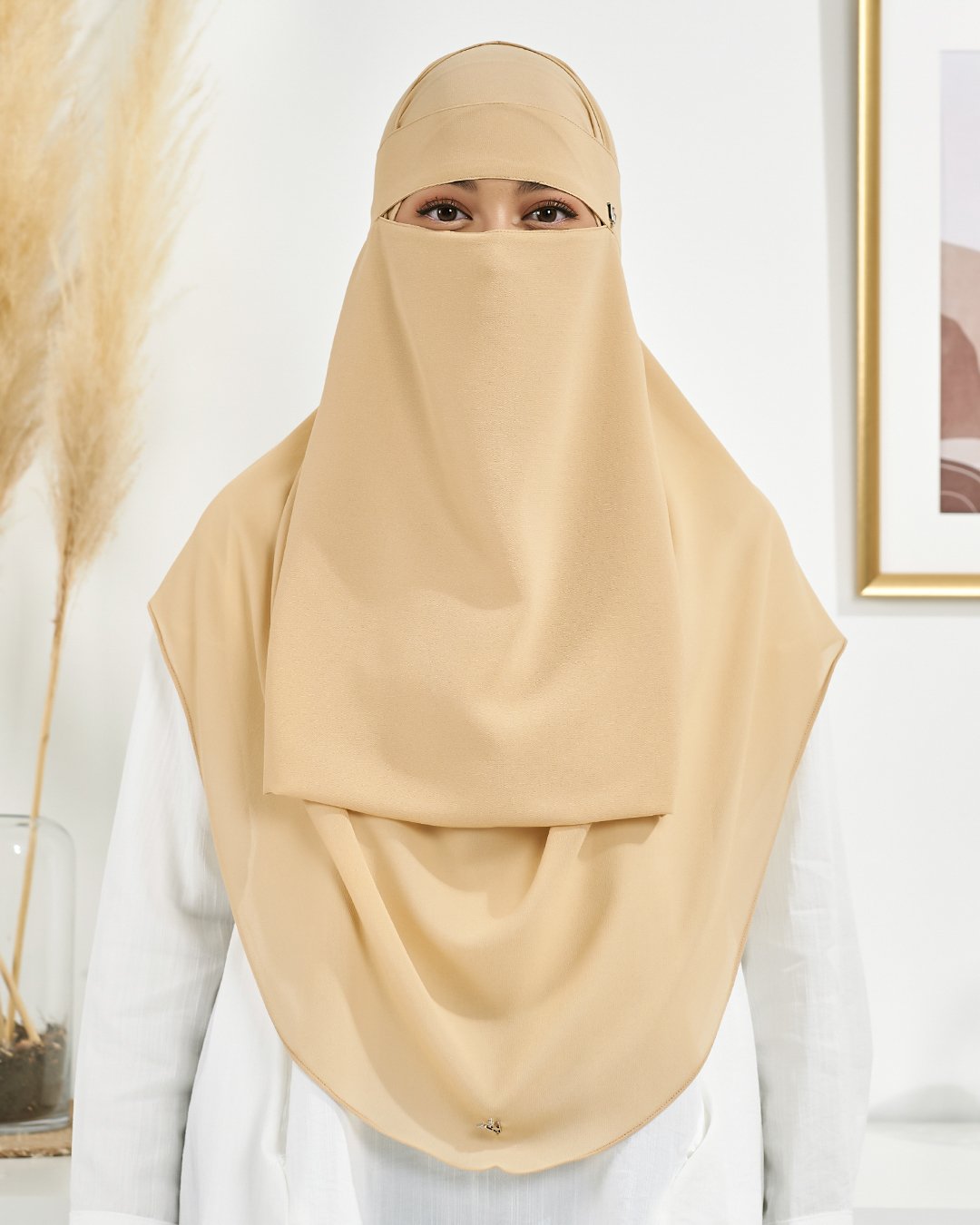 Niqab nude