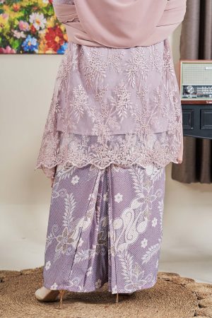 Baju Kebarung Batik Lace Akasia - Pink Periwinkle