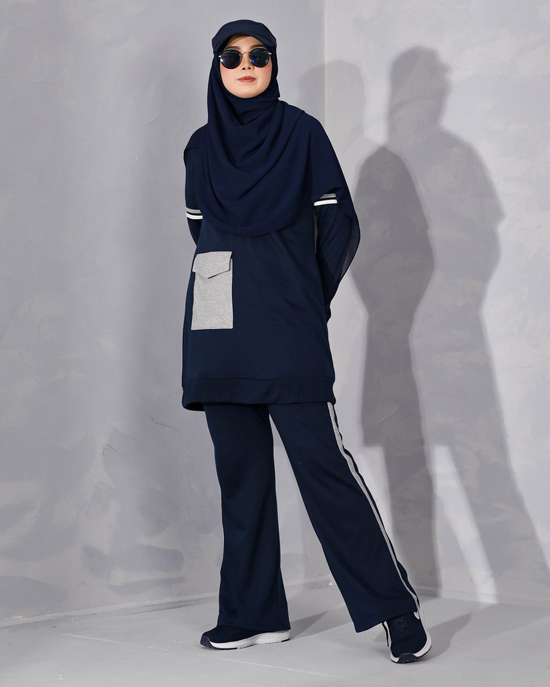 Suit Akma Activewear – Navy Blue – MuslimahClothing.Com