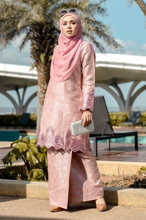 Baju Kurung Moden Lace Songket Ramadhani - Flamingo Pink