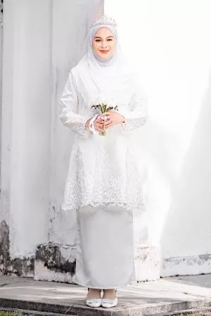 Baju Kurung Riau Lace Netita  - Off White Ara