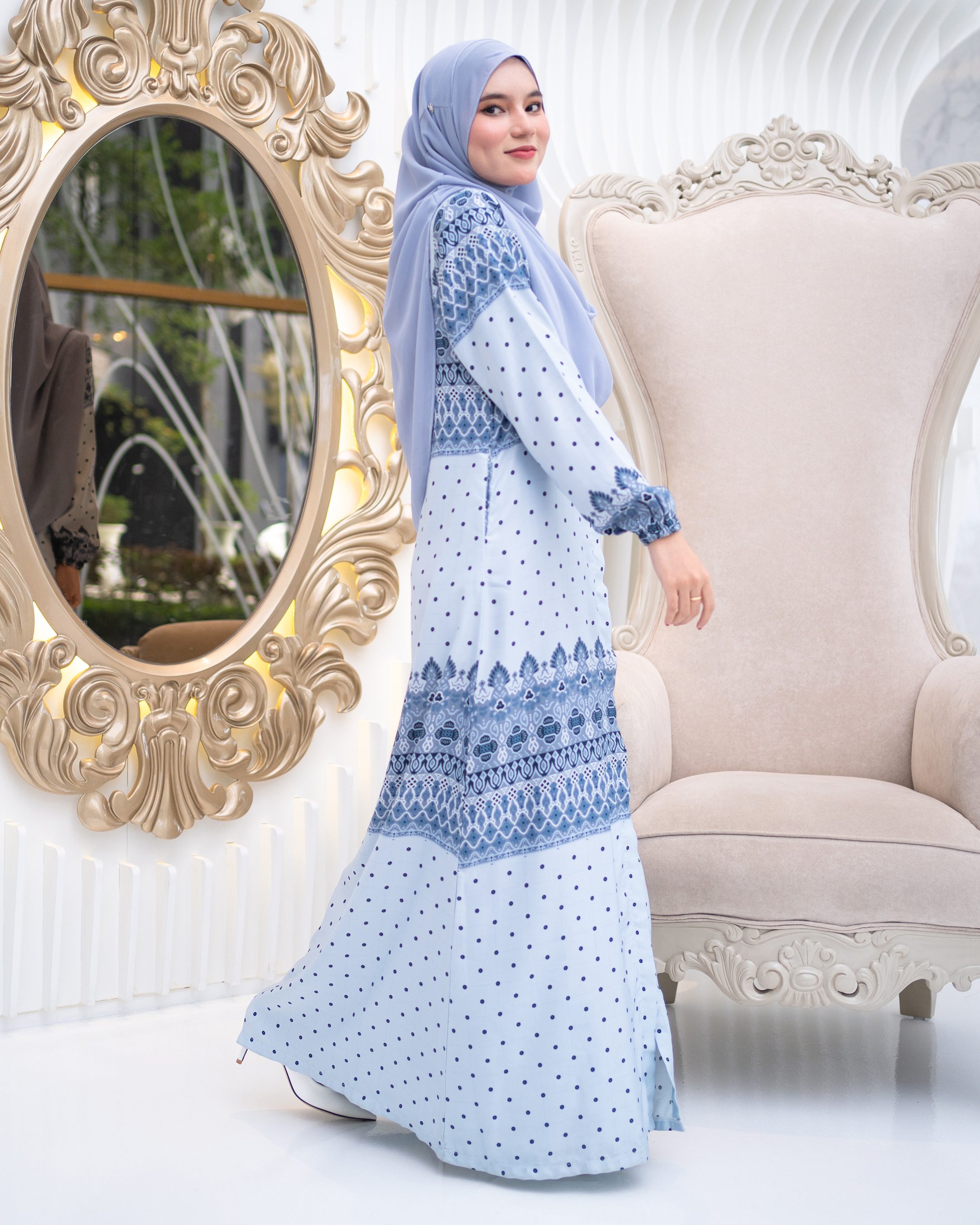 Abaya Raiyani – Sky Blue – MuslimahClothing.Com
