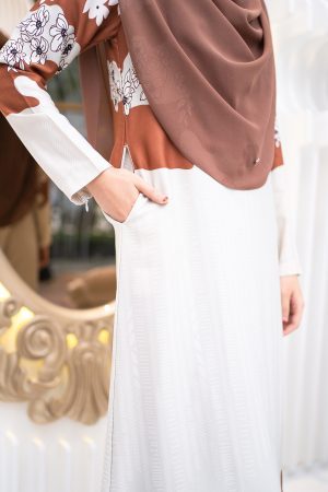 Abaya Rayyan - Caramel Brown