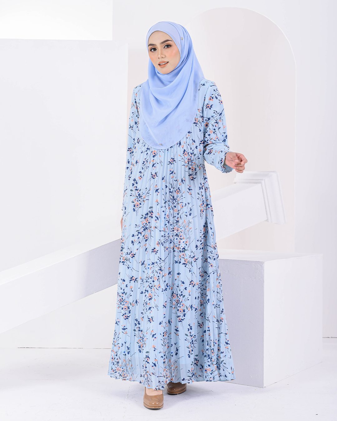 Dress Pleated Nayra – Light Blue – MuslimahClothing.Com