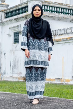 Baju Kurung Batik Renila - Aruba Blue