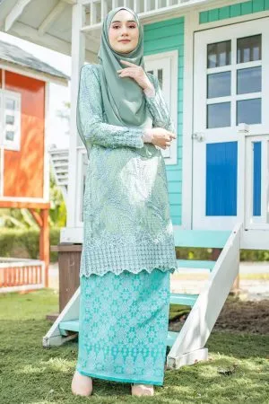 Baju Kurung Songket Lace Rubina - Tiffany Green