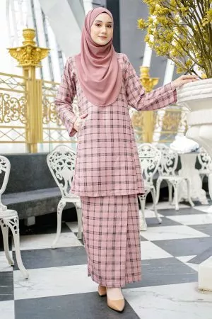 Baju Kurung Pahang Arsela - Blush Salmon