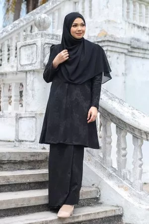 Baju Kurung Riau Lace Adiona - Matte Black