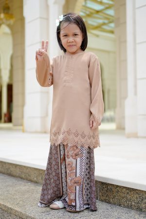 Baju Kurung Pahang Lasercut Udyana Kids - Tortilla Brown