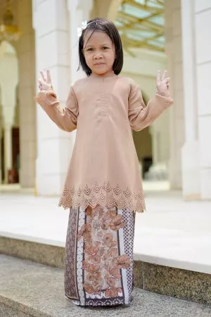 Baju Kurung Pahang Lasercut Udyana Kids - Tortilla Brown