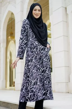 Medi Dress Ursyna - Jade Black