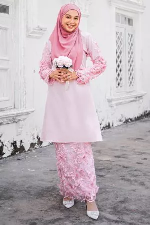 Baju Kurung Riau Lace 3D Naufa - Pink Castle