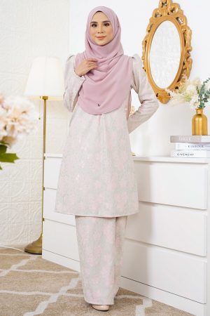 Baju Kurung Riau Lace Adiona - Pistachio Cream