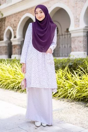 Baju Kurung Pahang Lusla Laluna X MCC - Lilac Purple