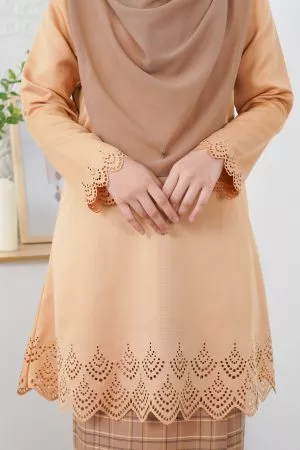 Baju Kurung Lasercut Andhani - Latte Brown