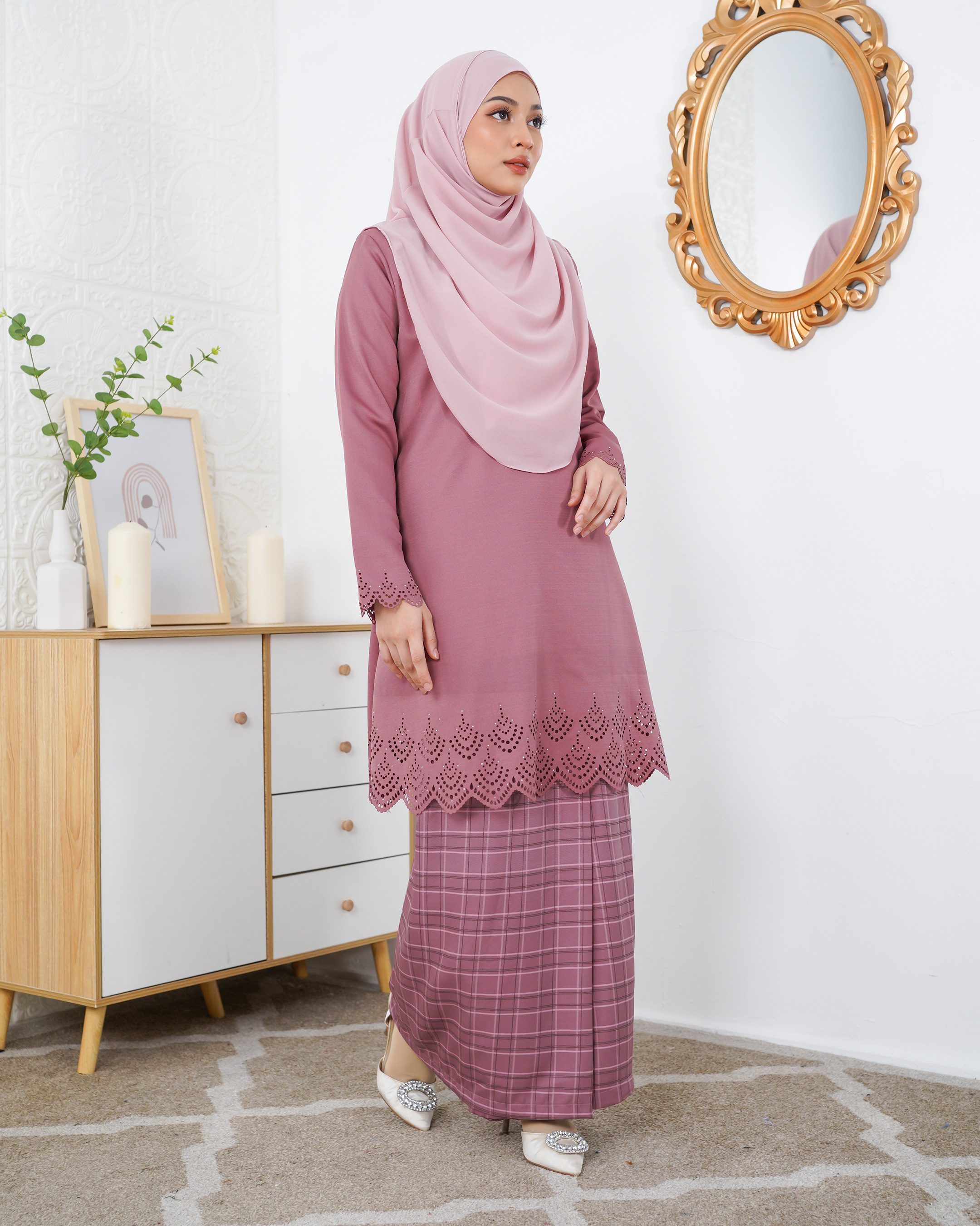 Baju Kurung Lasercut Andhani – Orchid Pink – MuslimahClothing.Com