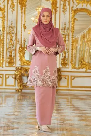 Baju Kurung Royal Lace Ayra - Queen Pink