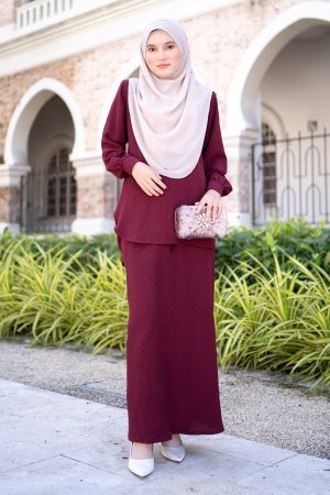 Baju Kurung Lisna Laluna X MCC - Maroon