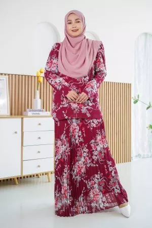 Baju Kurung Pleated Amelie - Cherry Maroon