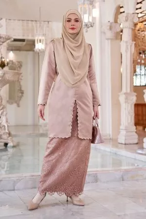 Baju Kurung Sulam Lace Aurora - Almond Brown