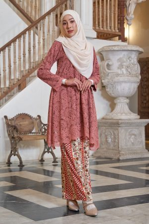 Baju Kurung Batik Lace Alexa - Arwa Coral