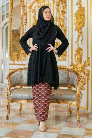 Baju Kurung Batik Lace Alexa - Kuntum Black