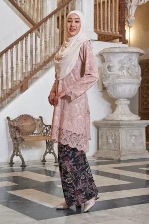 Baju Kurung Batik Lace Alexa - Arwa Beige