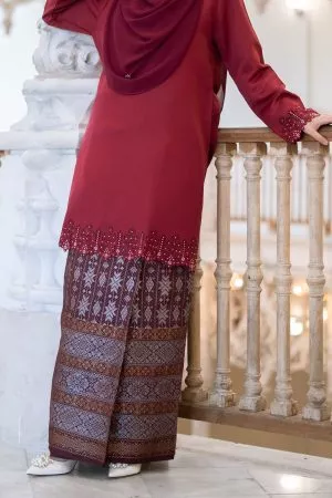 Baju Kurung Songket Lasercut Halina - Maroon