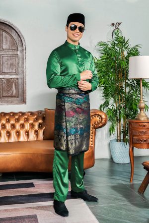 Baju Melayu Tailored Fit Hombre X MCC - Zamrud Green