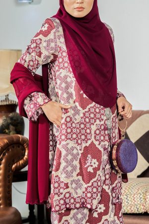 Baju Kebarung Sulam Batik Amara - Maroon