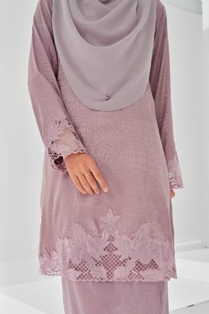 Baju Kurung Jacquard Sulam Airis - Dull Pink