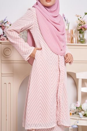 Baju Kebarung Mayfair - Peachy Pink