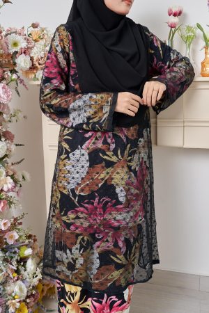 Baju Kurung Pahang Lace Raihanah - Daphne Black