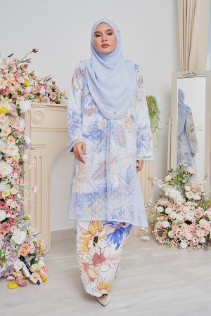Baju Kurung Pahang Lace Raihanah - Daphne Blue